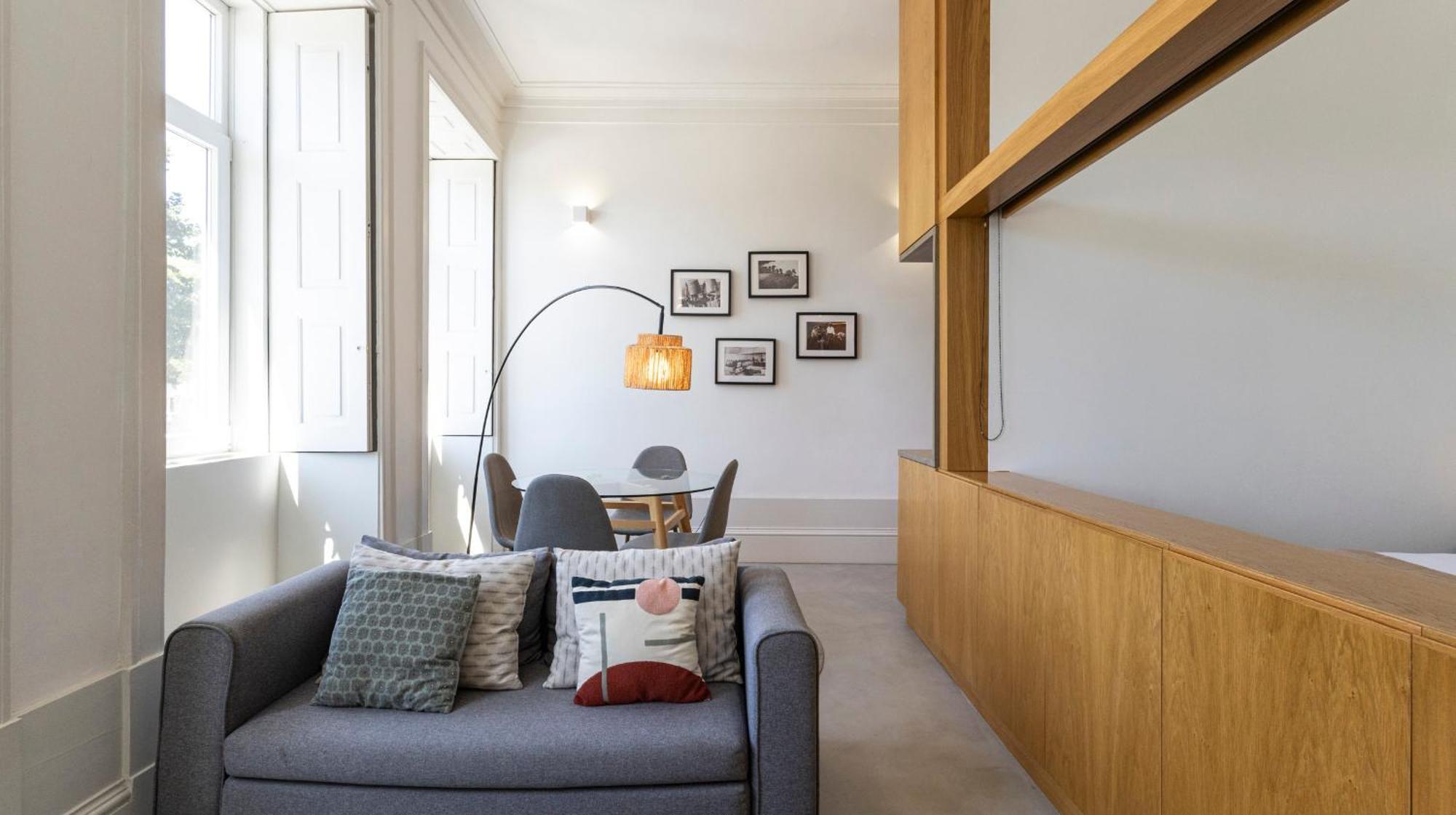 Oporto Downtown Studio By Lovelystay Bagian luar foto